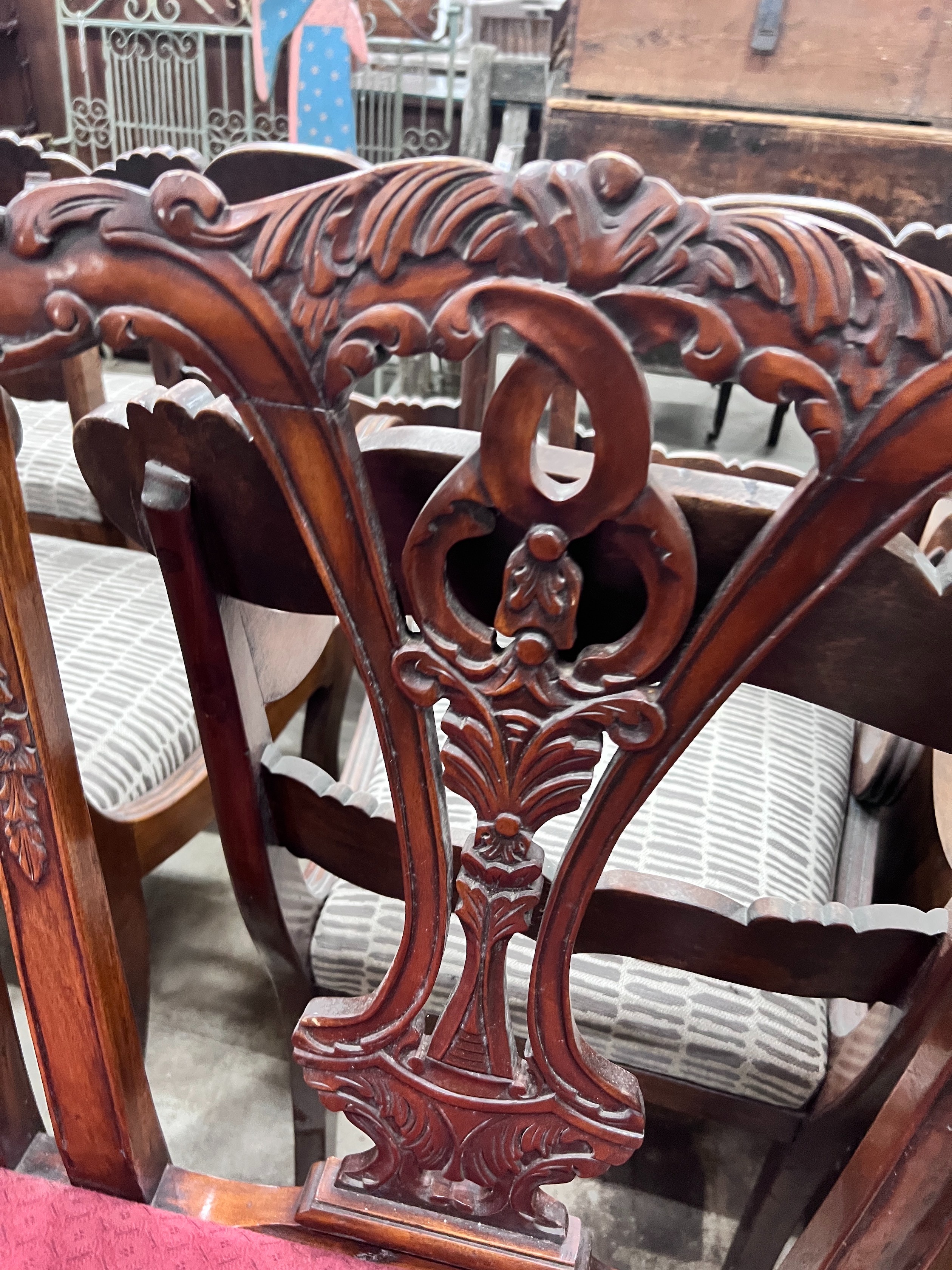 A Chippendale style mahogany chair back settee, width 160cm *Please note the sale commences at 9am.